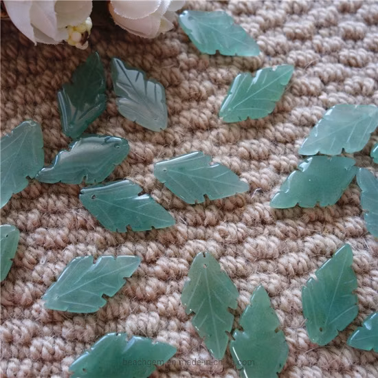 Pietra preziosa fai da te con foglia scolpita avventurina verde naturale 16x29 mm